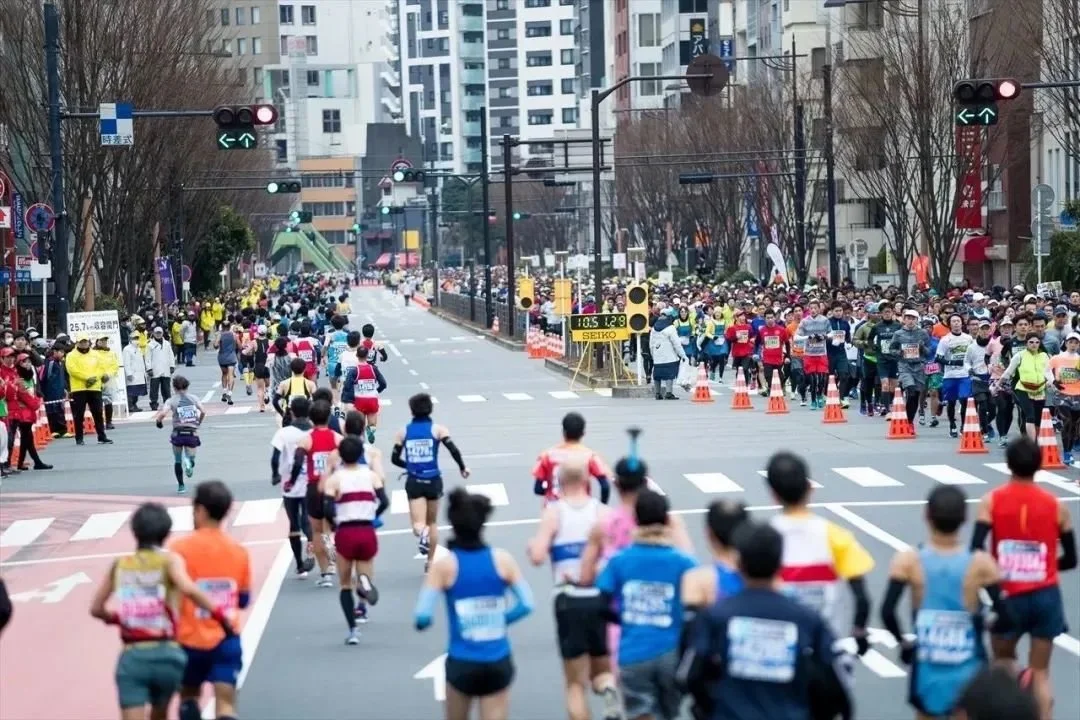 【威量体育】超凶！2023年上半年涌现五国黑马？马拉松成绩盘点来袭！(图16)